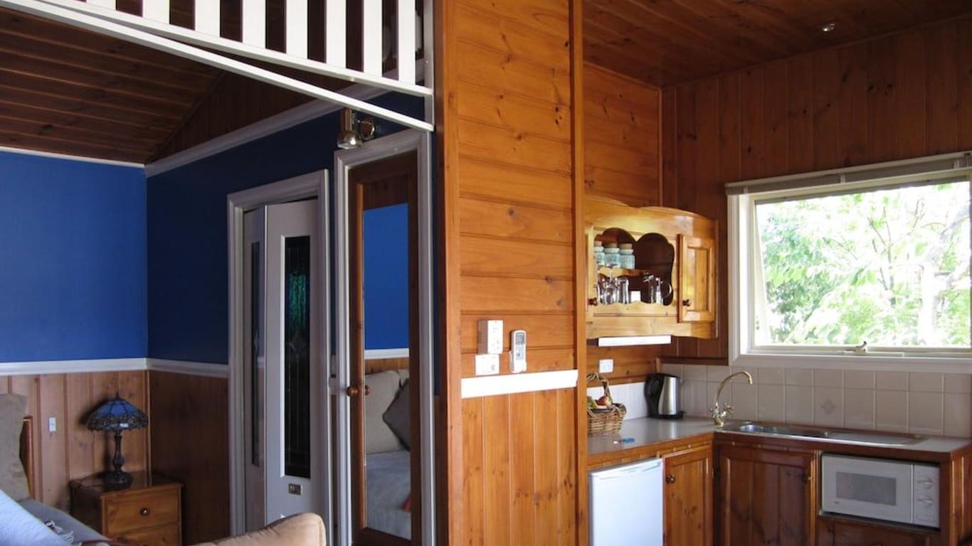 Willowlake Cottages