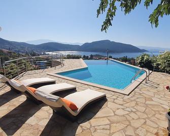 Villa Alyki - Aliki - Piscina