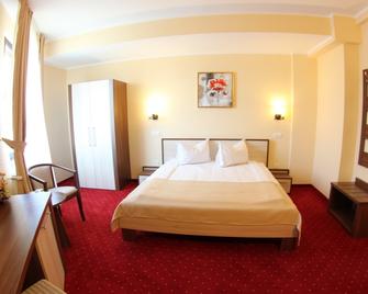 Hotel Stefani - Sibiu - Bedroom