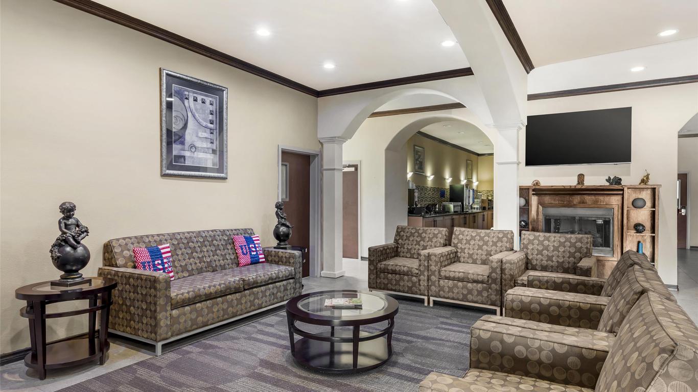 Best Western Red River Inn & Suites