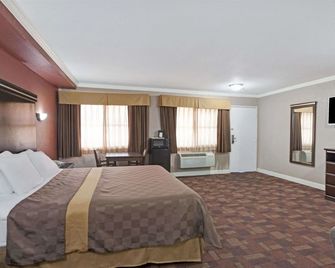 Travelodge by Wyndham Whittier - Whittier