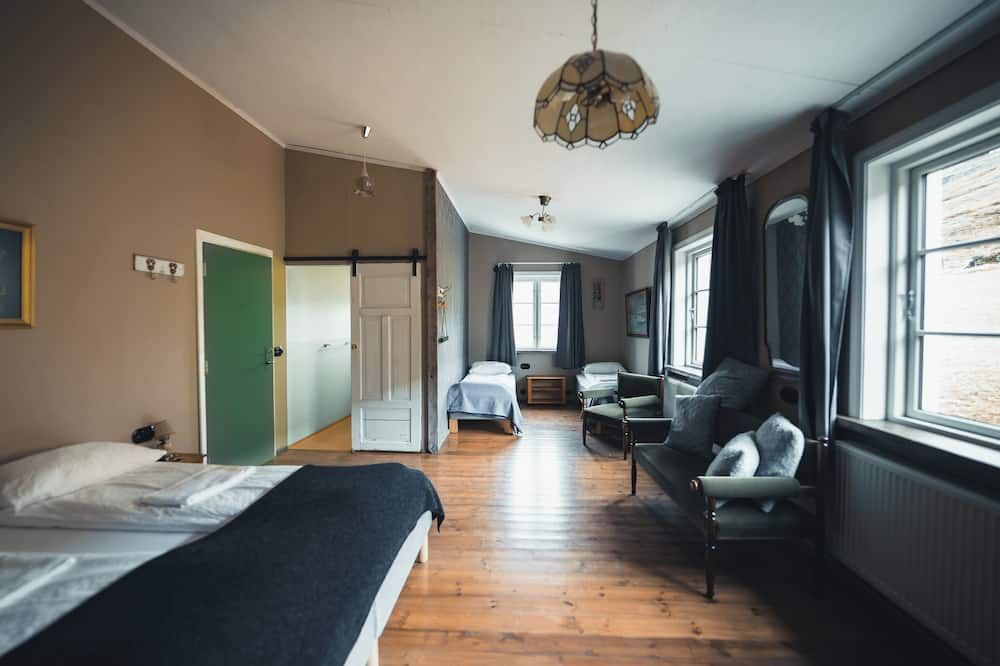 Wilderness Center / Óbyggðasetur Íslands