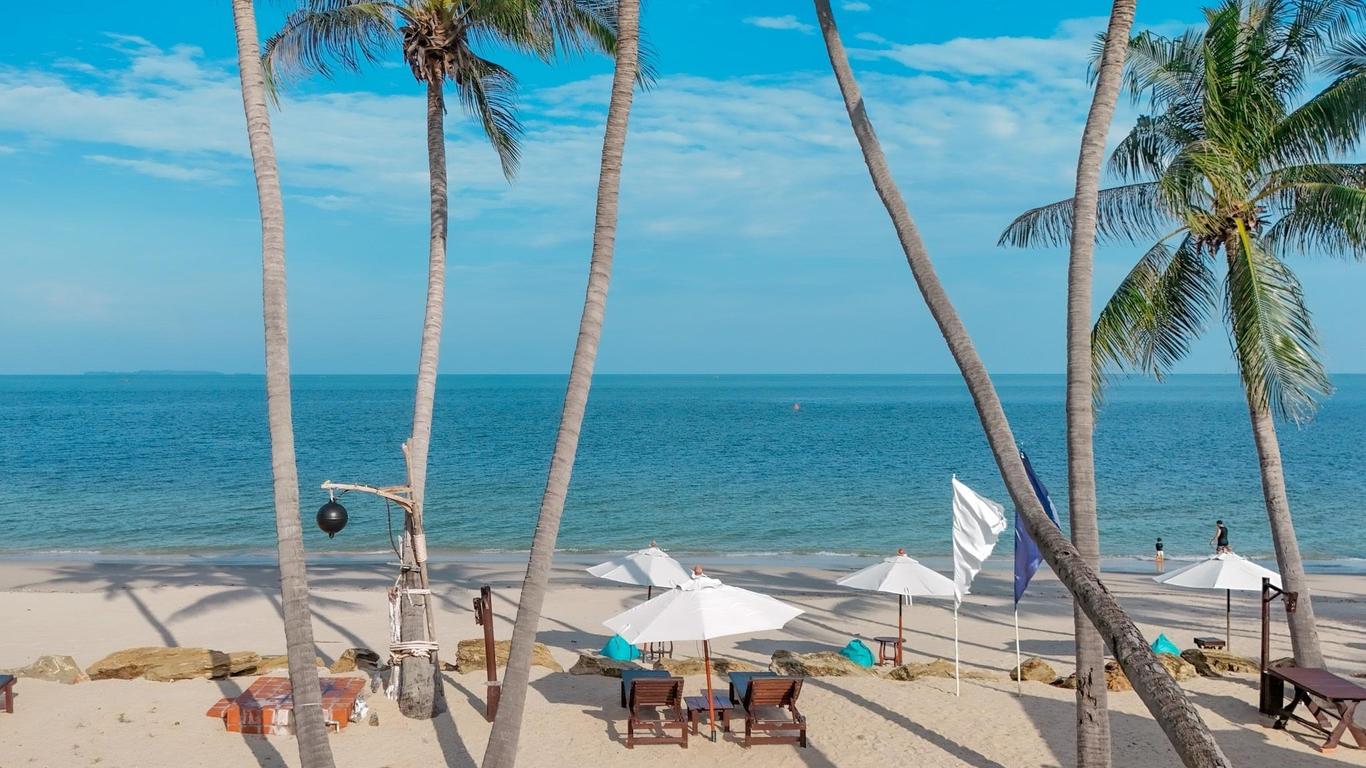 เดอะนิน รีสอร์ท