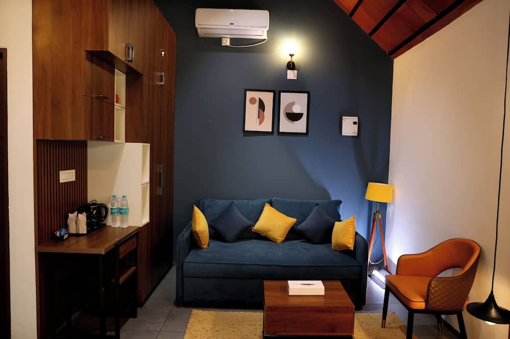 باي فيو سويتس فيثيري - Vythiri - غرفة معيشة