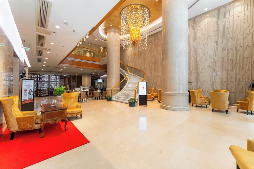 Swiss-Belhotel Blulane