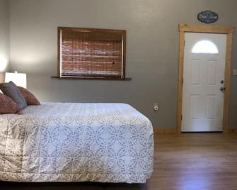 Hoppers Neck Of The Woods (4) - Coram - Chambre