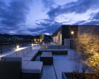 Randor Residential Hotel Kyoto Suites - Kyoto - Balcone