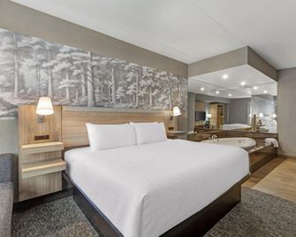 Best Western Plus Burlington Inn & Suites - Burlington - Κρεβατοκάμαρα