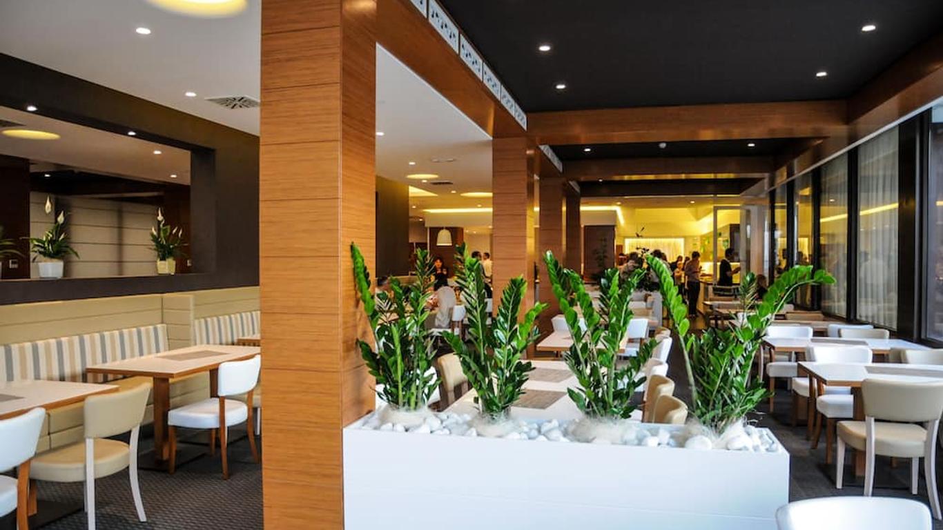 Oxygen Lifestyle Hotel