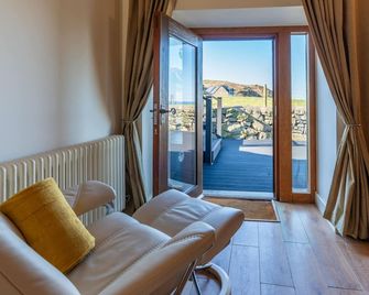 The Milking House - Pwllheli - Wohnzimmer