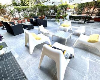 Hotel Franchi - Florence - Patio