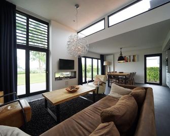 Nice Chalet With Dishwasher, Near the Veluwemeer - Nijkerk - Sala de estar