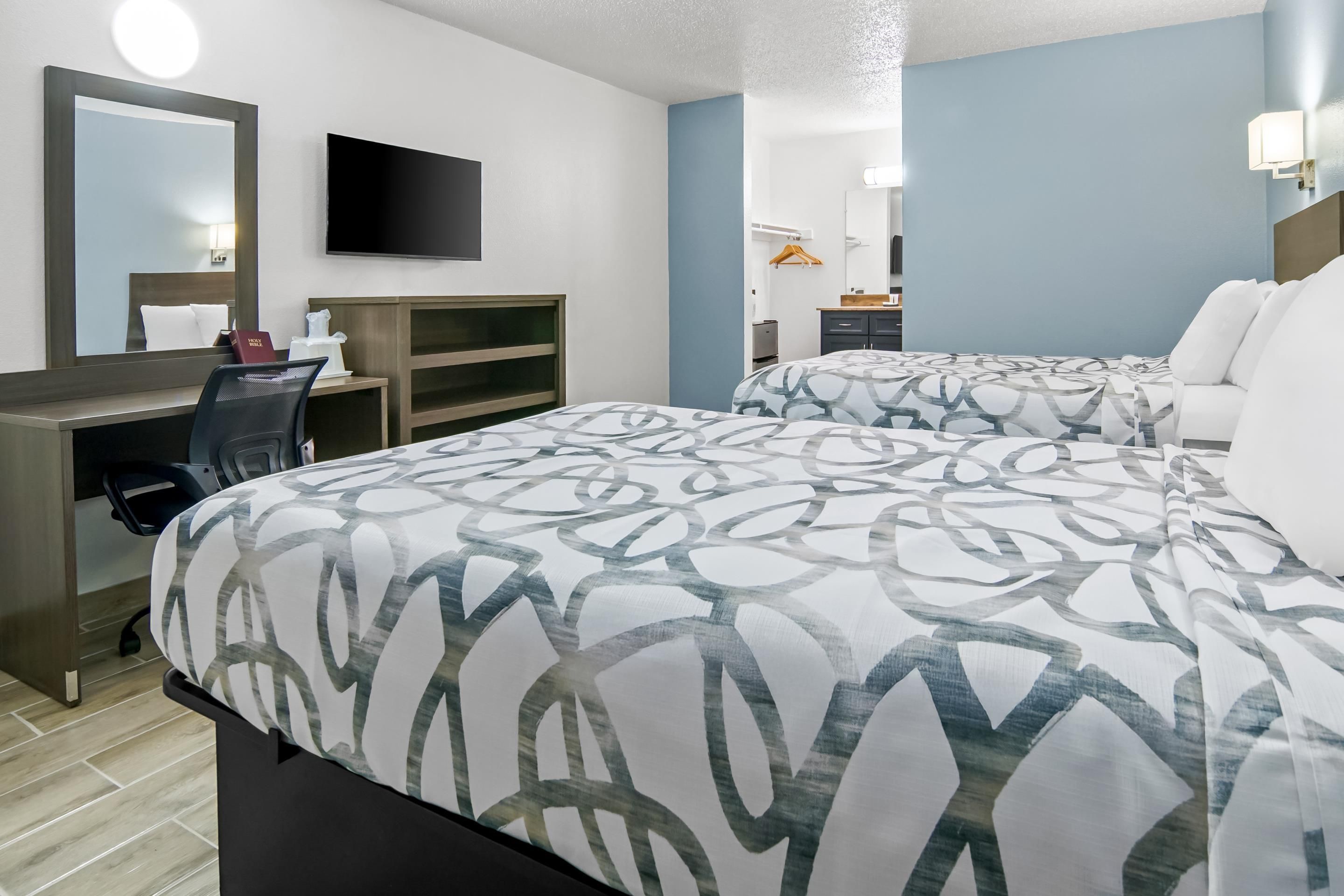 Americas Best Value Inn Weatherford thumbnail 3