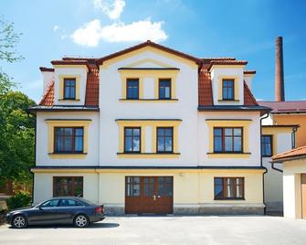 Vila Encore - Valašské Meziříčí - Building