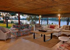 River View Lodge - Kasane - Lounge