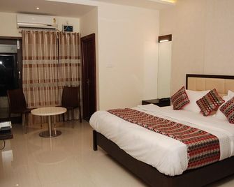 Hotel Mallikarjuna Residency - Ranebennuru - Bedroom