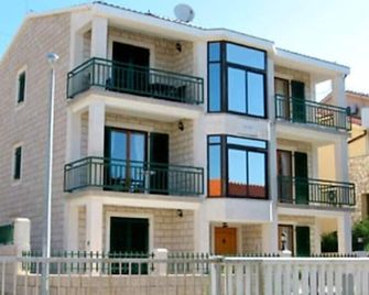 Villa Meridiana - Orebic - Gebäude