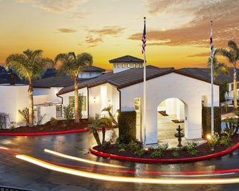 Hilton Garden Inn San Luis Obispo/Pismo Beach - Pismo Beach - Building