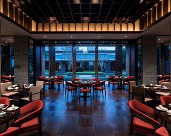 حياة ريجينسي فوتشو كانجشان - فوزهو - مطعم