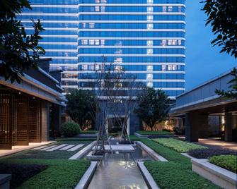 Hyatt Regency Fuzhou Cangshan - Fuzhou - Building