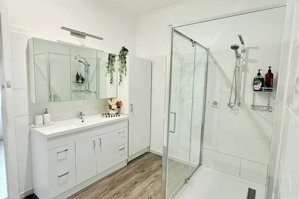 Quiet Farm-Style Retreat with Scenic Views - Buninyong