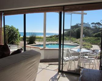 Absolute Beach Accommodation - Saint Helena Bay - Pool