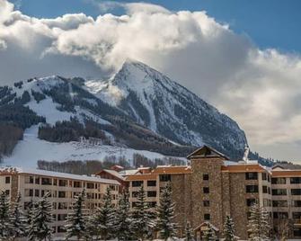 The Drop In The Edge Of Adventure - Crested Butte - Building