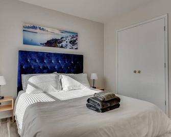 Top-Notch 5br 2,5ba Holiday Villa With Pool - Grand Prairie - Habitación