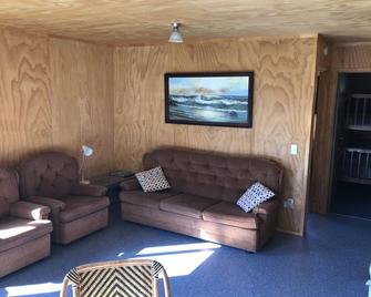 The Boat House by Whangamata Marina - Whangamata - Sufragerie