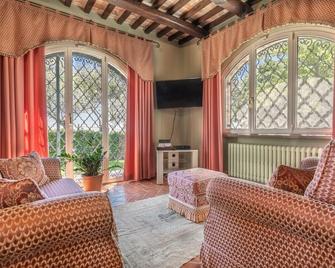 La Betulla - Ocean-Mountain View Lux - Montone - Sala de estar