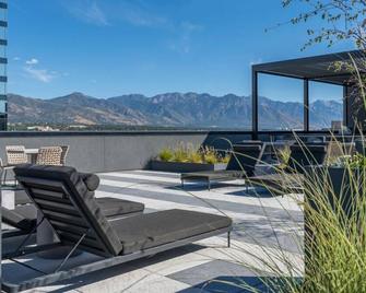 Prime Location - Downtown Slc Apt - All New - Salt Lake City - Balcon