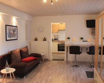 Ferienwohnung in Grenzach - Grenzach-Wyhlen - Wohnzimmer