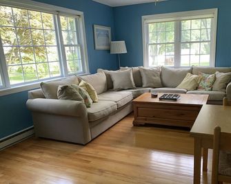 Hawks Nest Beach Home - Old Lyme - Sala de estar