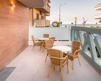 Residence Twigha - Martinsicuro - Balcony