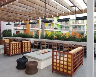 The Saguaro Palm Springs - פאלם ספירנגס - פטיו