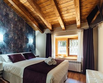 Hotel Rural Pinares de Soria - Molinos de Duero - Schlafzimmer