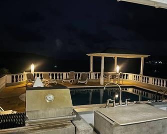 Willoughby Villa, Antigua - English Harbour - Pool