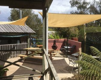 Platypus Park Country Retreat - Bridport - Patio