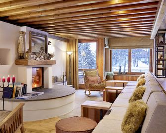 Hotel Die Post - Bad Kleinkirchheim - Sufragerie