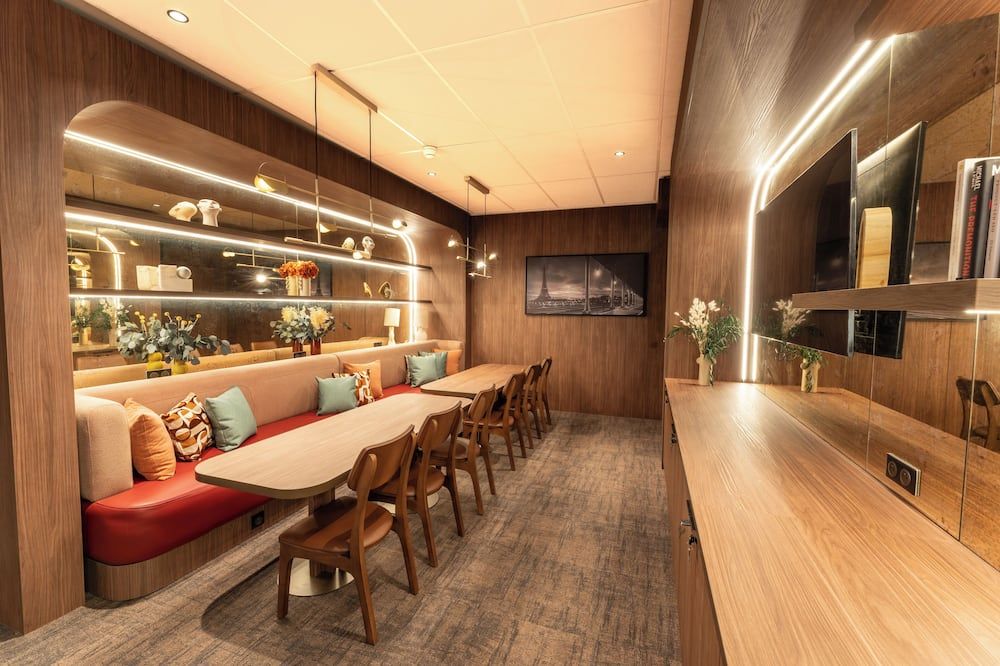 هوتل إن ديزاين باري بلاس ديتالي - باريس - بار