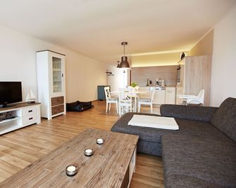Haus Strandeck - Göhren - Wohnzimmer