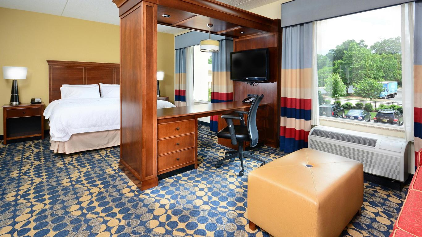 Hampton Inn & Suites Durham/North I-85