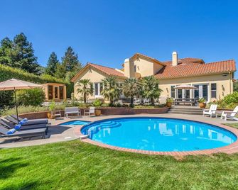 Wine Country Luxury Retreat - Pool Sauna Spa Views - Santa Rosa - Pool