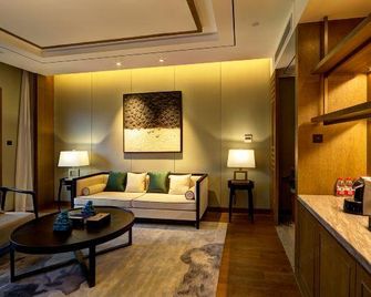 Landison Joykie Resort Moganshan - Huzhou - Living room