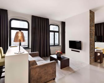 لوكس 11 برلين ميته - برلين - غرفة معيشة