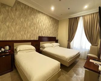 Glam Luxury Rome - Roma - Habitación