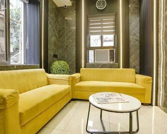 Hotel National - Mumbai - Sala de estar