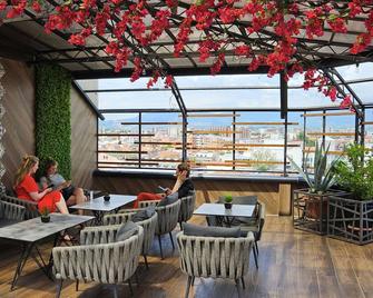 هوتل أركا - سكوبي - ردهة