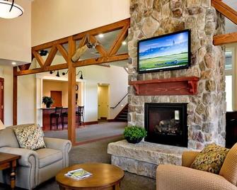 Atkinson Resort & Country Club - Atkinson - Living room