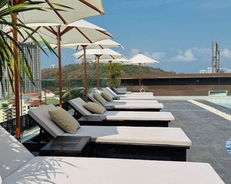 Samsara Hotel Pattaya - Pattaya - Balkon